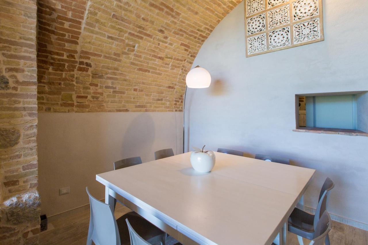 San Gimignano Town Garden Apartment Exterior photo